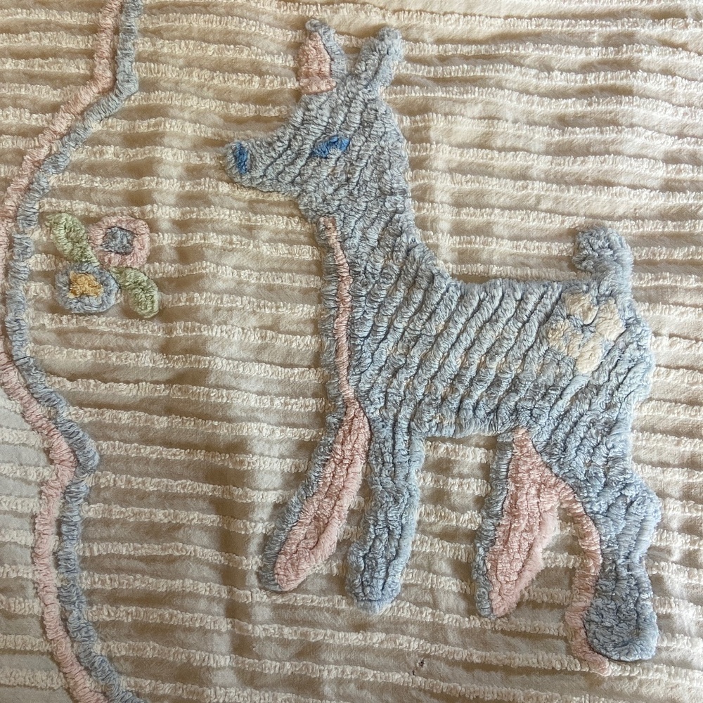 Vintage 1950’s cotton chenille baby crib bedcover